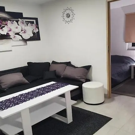 Dom wakacyjny Home, 3 Bedrooms, Fishing Pond, Sauna *